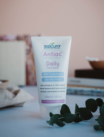 Antiac Daily Face Wash